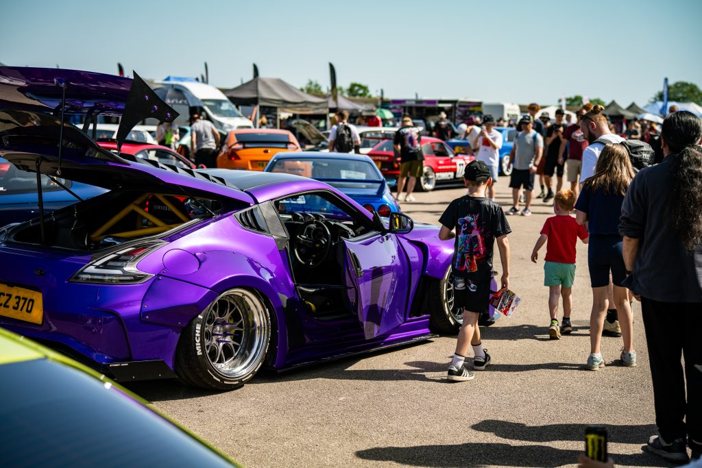purple nissan 350z on display at donington park